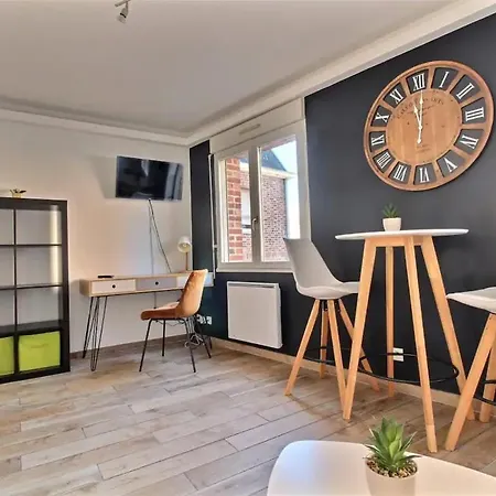 Taormina Centre アパート